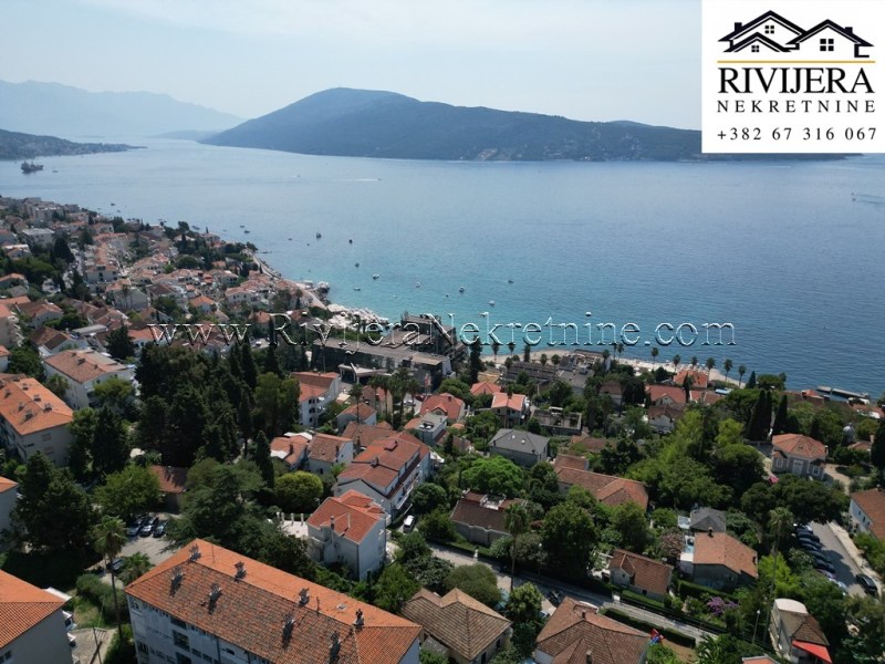 Studio apartment with sea view Herceg Novi old town