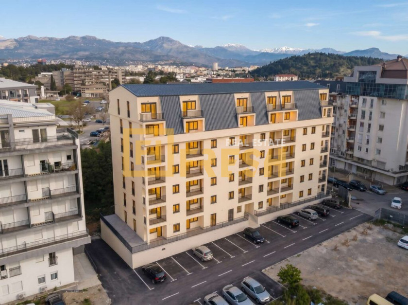 Prodajem Stan-Apartman, Krivi Most