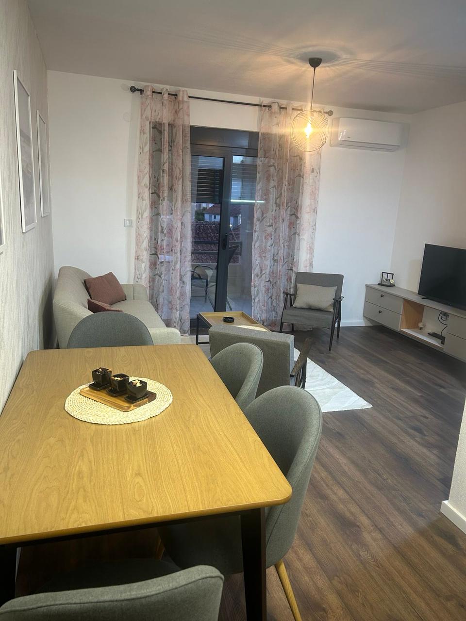 Квартира в аренду, Tivat — €900