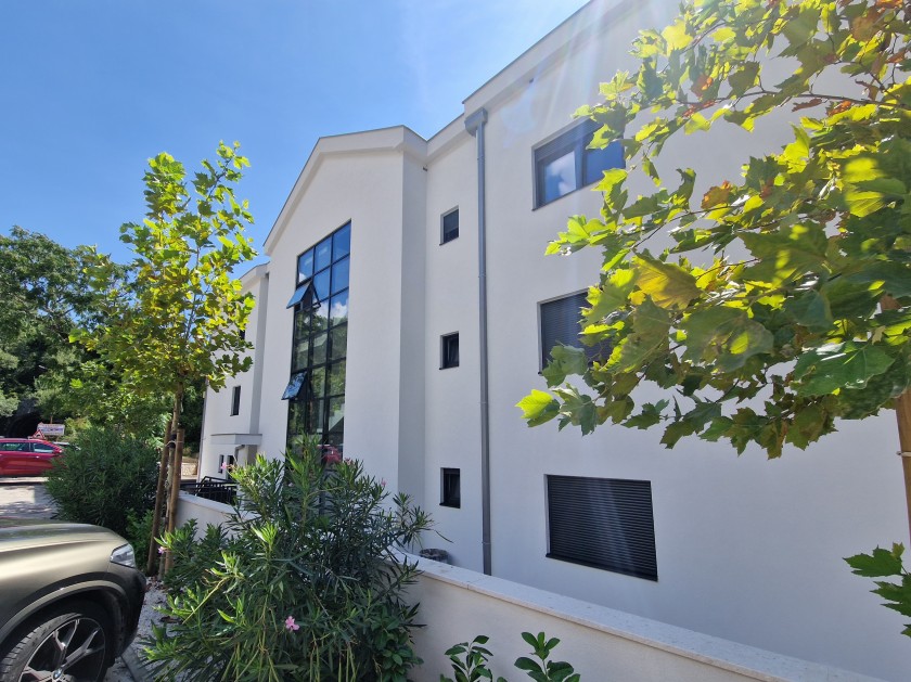 Meljine LUX novogradnja sa parkingom