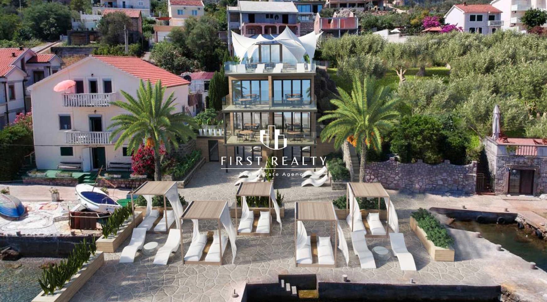 Mini-hotel (villa) on the first line