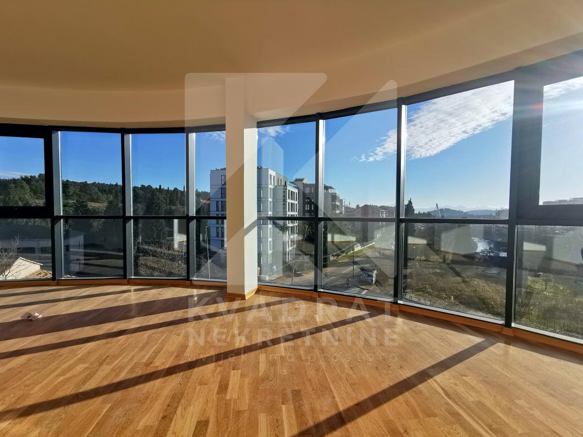 Izdavanje, Trosoban stan, Podgorica, Zagorič, 117m2