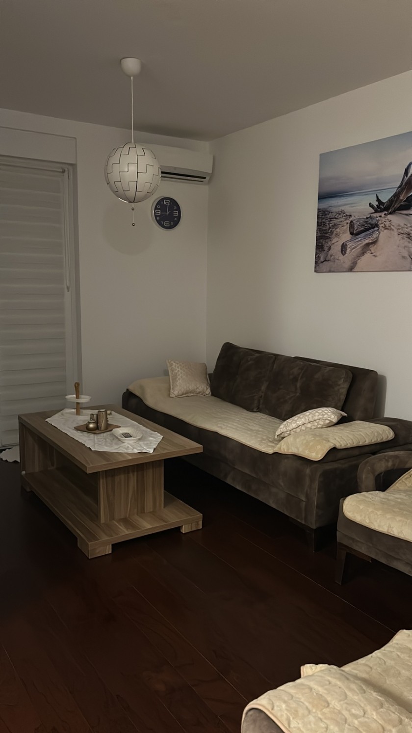 Apartment For Sale, Bar