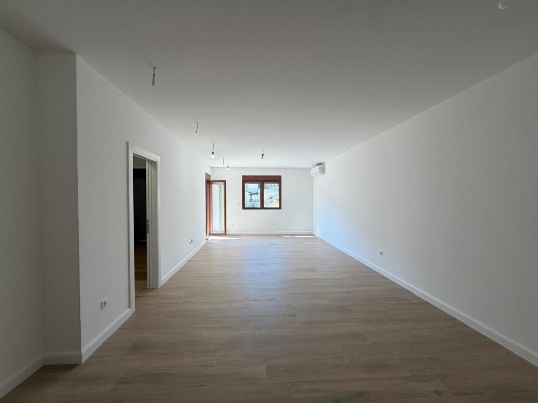 Квартира в Dobrota, 69 m²